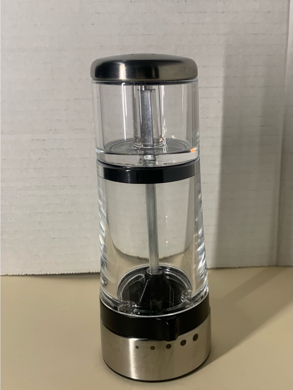 Salt and Pepper Grinder Mill - Clear Acrylic with Stainless Steel Accents